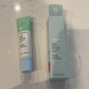 Glossier Balm Dotcom in Mint (Vegan)